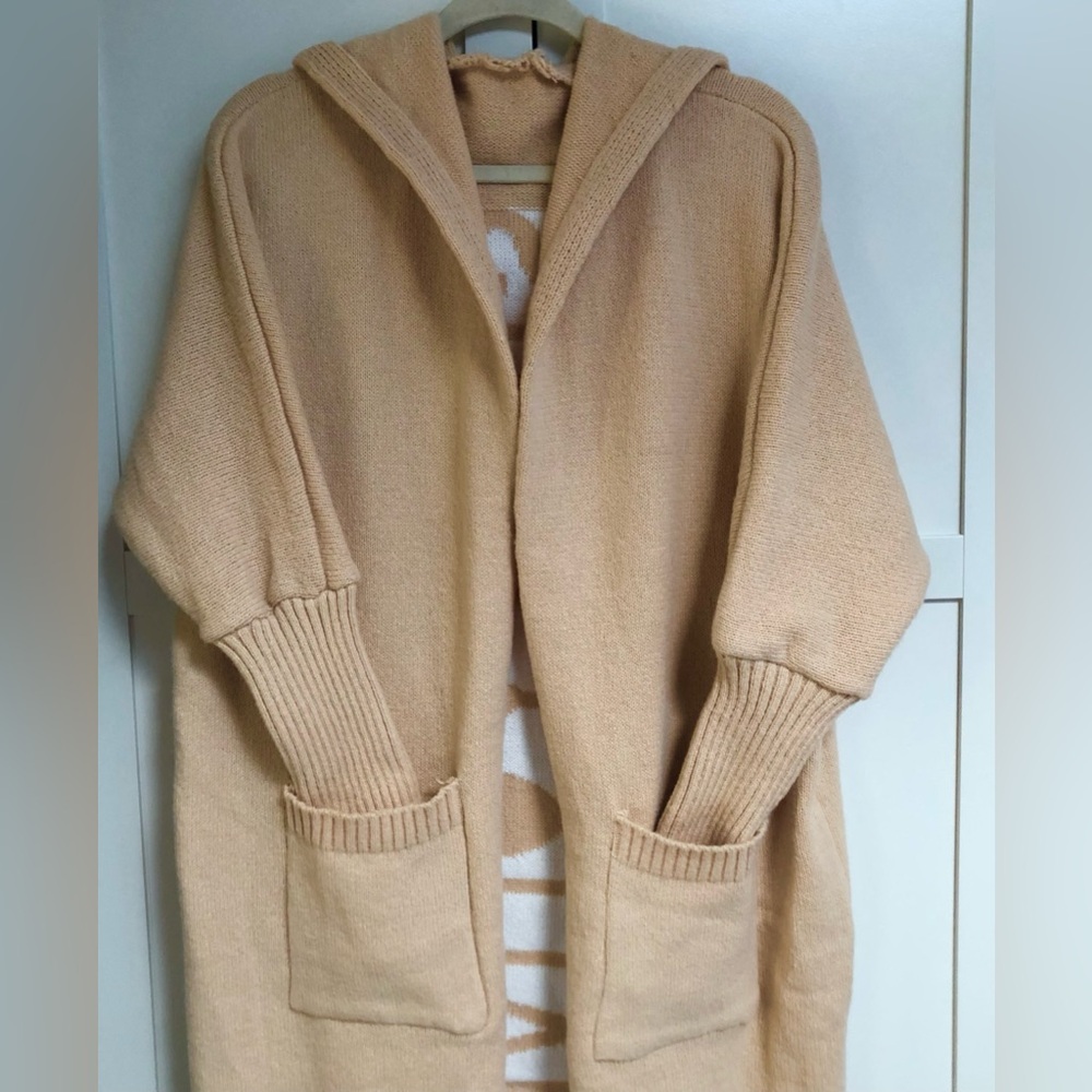 Beautiful Long Open Hooded Sweater (Simply 💛 Live) EUC